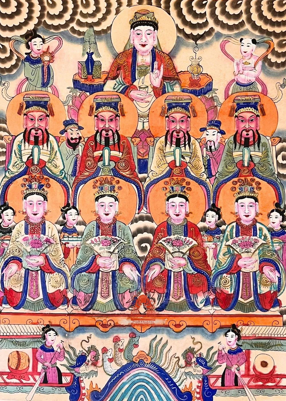 Tranh Hàng Trống Công Đồng Tứ Phủ vẽ nhiều vị thánh xếp thành nhiều tầng, nhiều màu rực rỡ